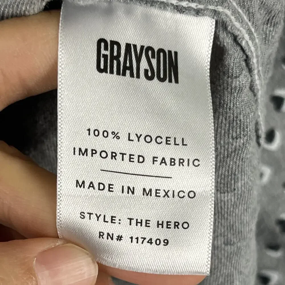 Grayson The Hero Top Womens 3 Medium Gray Heart Print Lyocell Button Up Soft - Picture 7 of 15